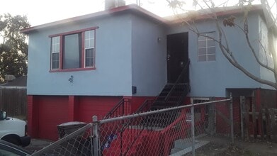 Building Photo - 333 P St