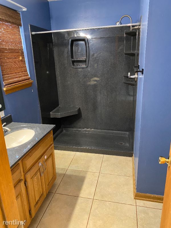 Building Photo - 4 br, 3 bath House - 7703 W 156th Ter