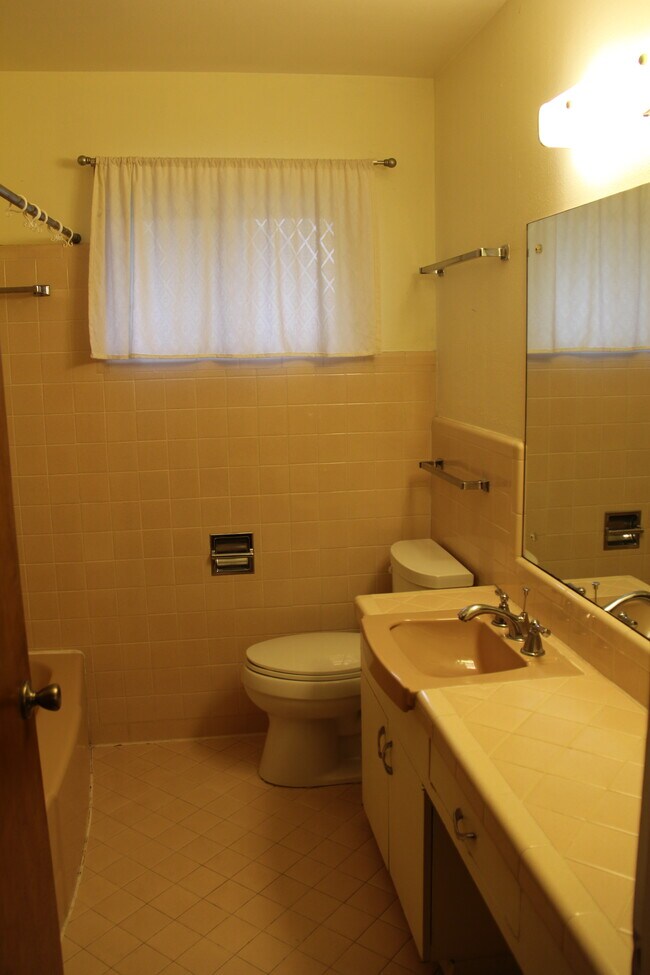 106 Springwood Ln, San Antonio, TX 78216 House Rental in San Antonio