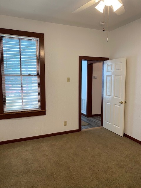 Building Photo - 3914 Bernardo De Galvez Ave