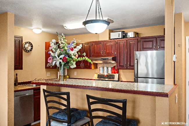 Building Photo - 3030 Denali St