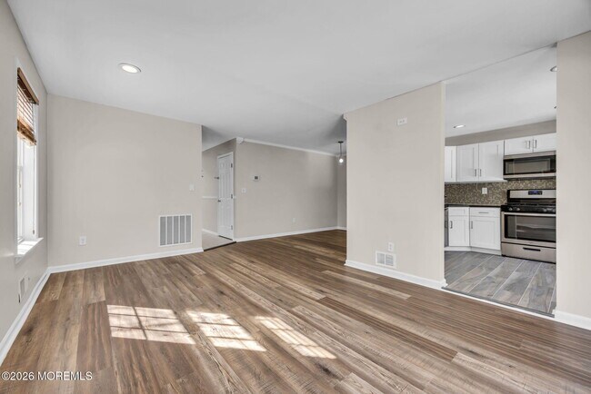 Foto del edificio - 86 Heron Ct