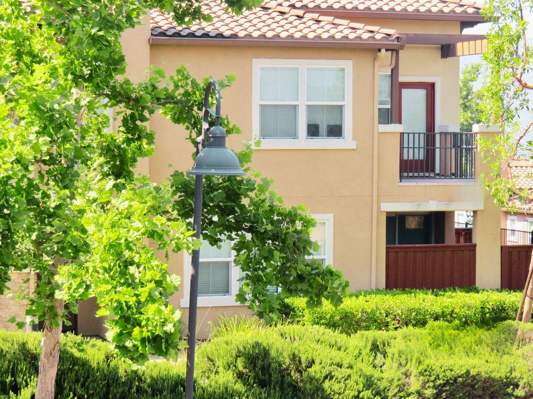 Foto del edificio - 15659 Vista Way