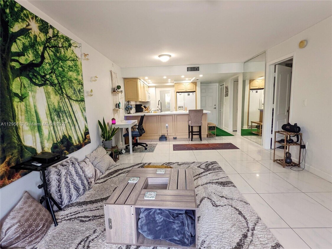 Foto principal - 1045 10th St