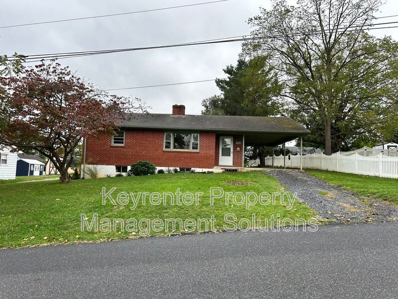 Primary Photo - 2212 Third St.