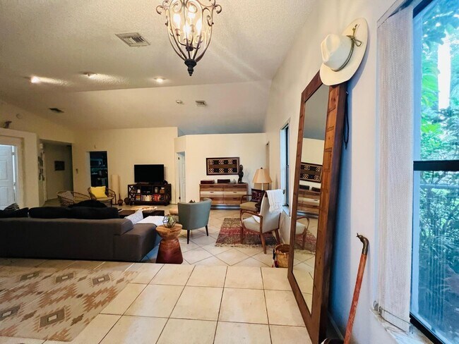 Foto del edificio - 10597 Mendocino Ln