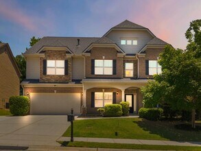 Building Photo - 310 Strasburg Dr