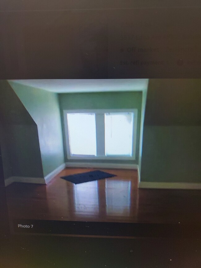 Upstairs bedroom - 5517 Edna Ave