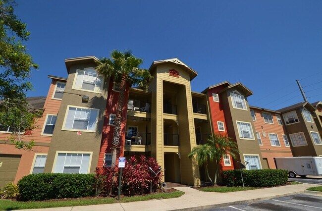 Building Photo - 1/1 Condo in Villa Del Sol ~ Gated Comm w/ Resort-Style Amenities!