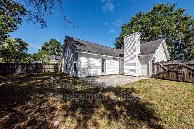 Foto del edificio - 5161 Eastway St