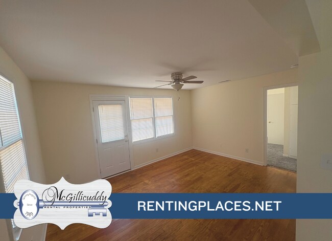 Foto del edificio - 1216 Holden Dr