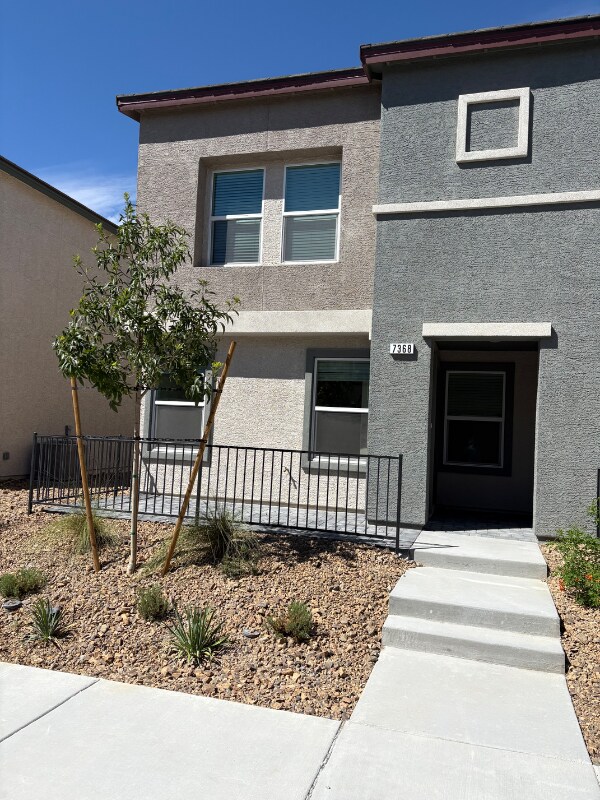 Primary Photo - 7368 Axel Creek St
