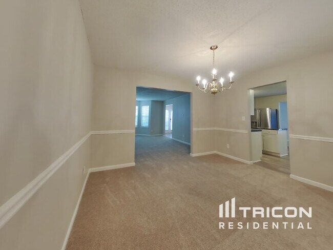 Foto del edificio - 4340 Caroline Ct