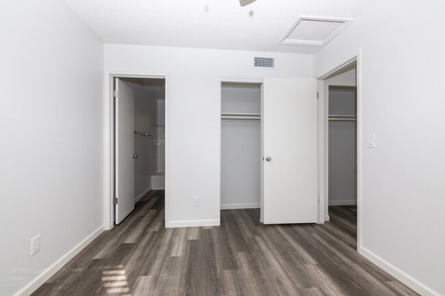 Foto del edificio - Granada Suites