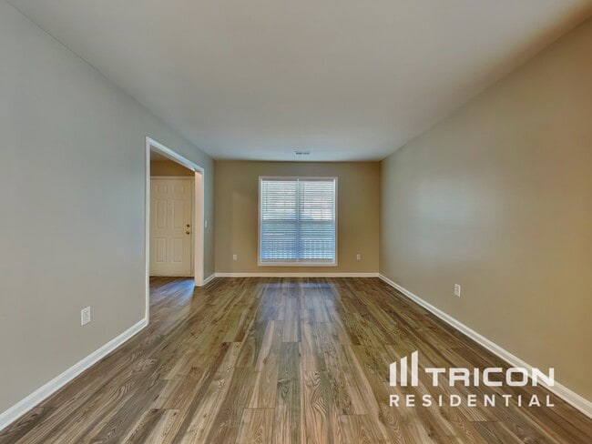 Foto del edificio - 3100 Wrenwood Ct