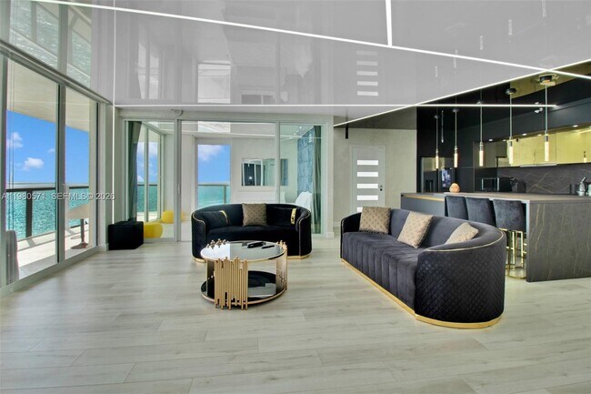 Foto del edificio - 16699 Collins Ave