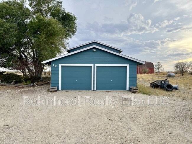 Building Photo - 16 Diamondback Ln