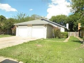 Building Photo - 1006 Fieldwood Dr