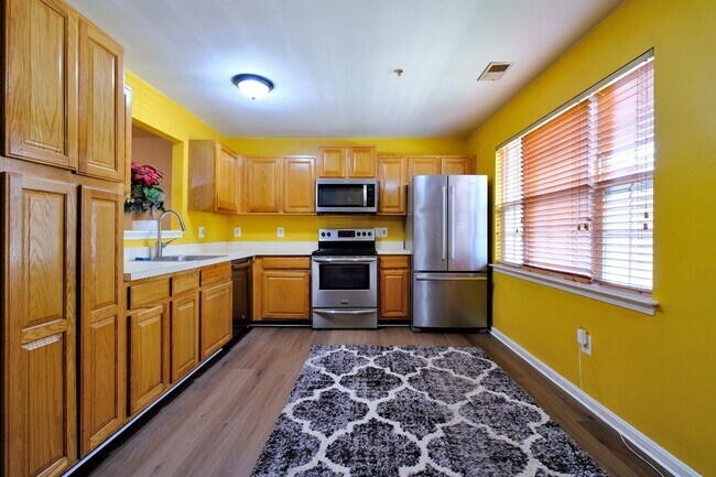 Foto del edificio - 3 bedroom 2.5 Bath In Oxon Hill Ready for ...