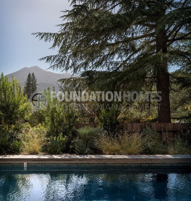 Building Photo - Newly Renovated 4BR/3.5BA Kentfield Home! ...