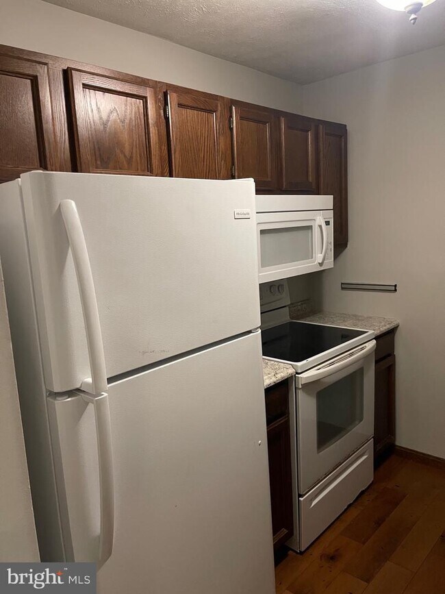 Foto del edificio - 23247 White Birch Ct