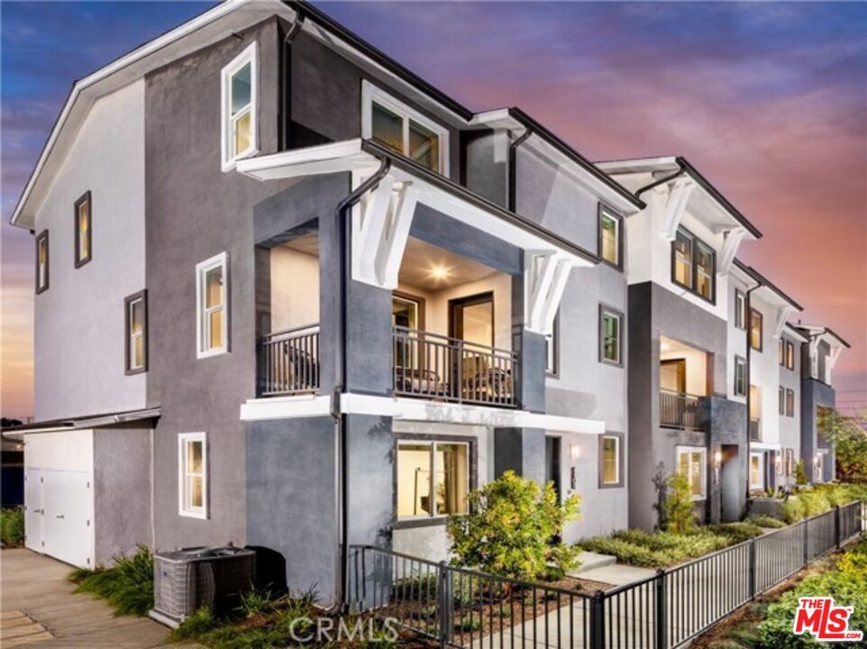 1106 Cade Ln, Gardena, CA 90247 Condo for Rent in Gardena, CA