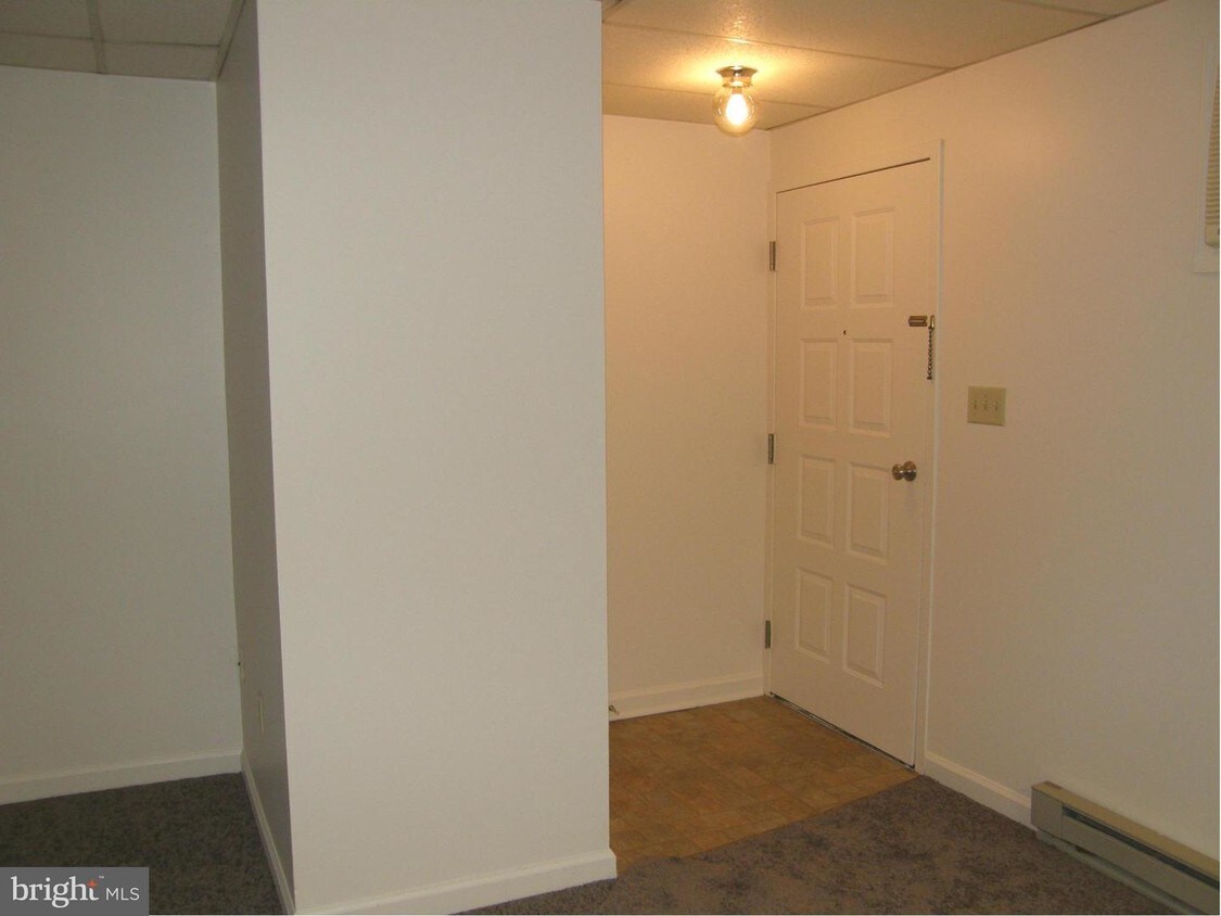 Primary Photo - 115 Hamilton Ave