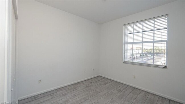 Building Photo - 7077 Venice Way