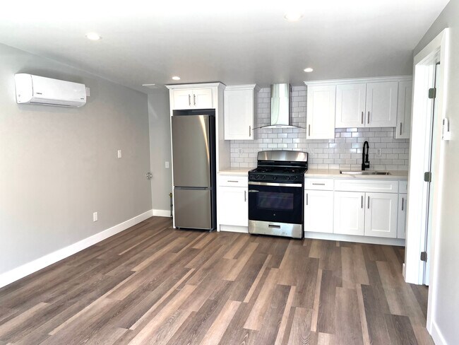 Foto del edificio - 1421 S Bonnie Brae St