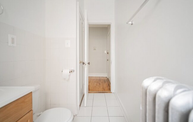Foto del edificio - 3600 N Claremont Ave