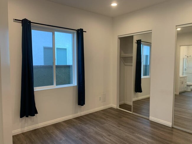 Foto del edificio - 5336 Huddart Ave