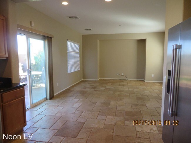 Foto del edificio - 3 br, 2.5 bath House - 2840 Blythswood Sq