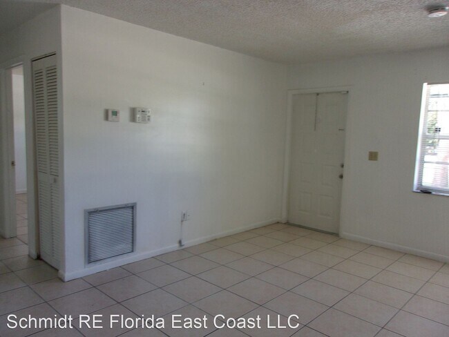 Foto del edificio - 2 br, 1 bath House - 2303 St Lucie Blvd