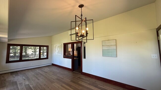 Foto del edificio - 5549 Harford St