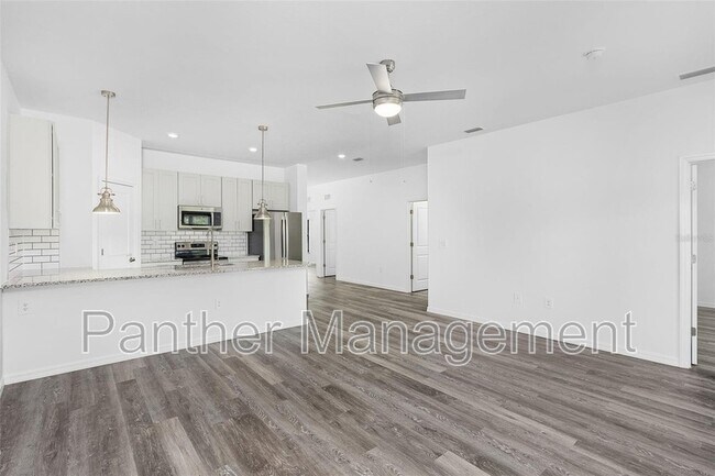 Foto del edificio - 4426 24th St SW