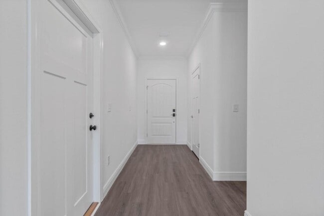 Foto del edificio - 529 Hill Ln