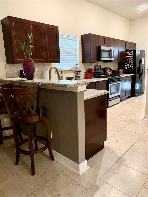 Building Photo - 1610 Halpern St