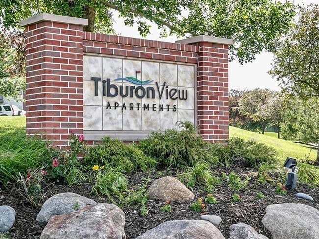 Building Photo - Tiburon View Apartments