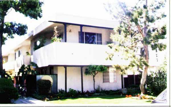 Primary Photo - 3833 Mentone Ave