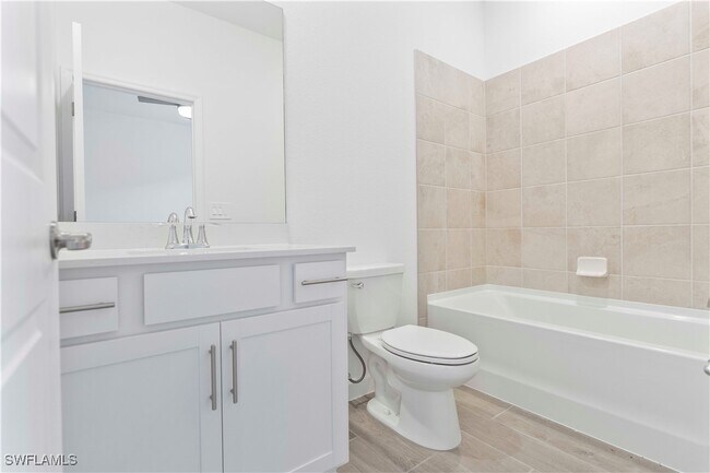 Foto del edificio - 15077 Jadestone Dr