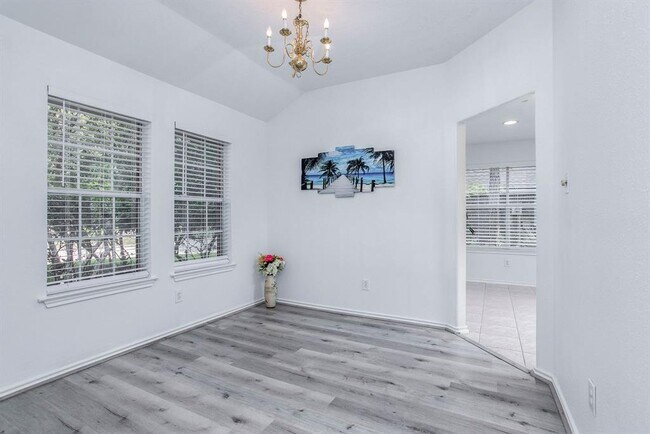 Building Photo - 34 Tallow Hill Pl