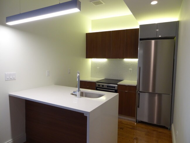 Building Photo - 259 Albany