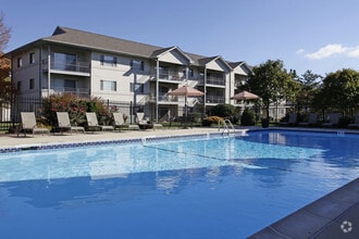 Pool - Valley Stream Village Apartments