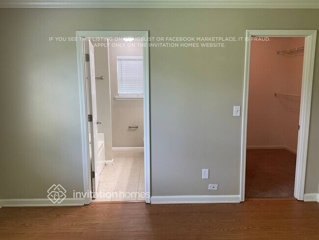 Foto del edificio - 3372 Summit Creek Ln