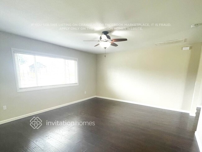 Foto del edificio - 7116 Linda Vista Dr