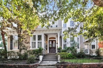 Building Photo - 205 S 5th Ave