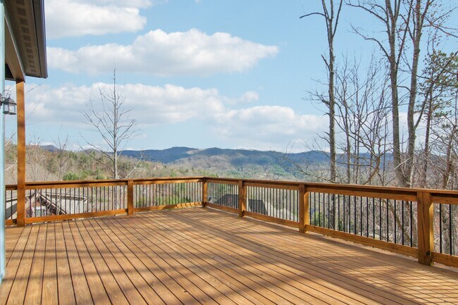 Building Photo - 81 Camsyn Dr