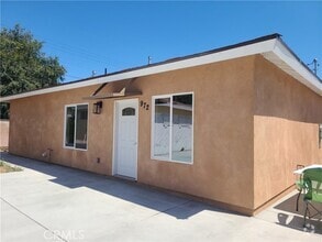 Building Photo - 972 Karesh Ave