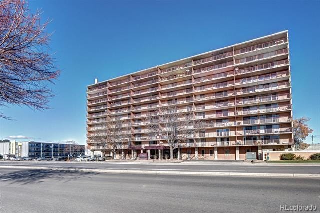 Primary Photo - 2225 Buchtel Blvd S