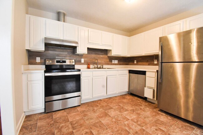 Foto del edificio - 3 Bedroom 2 Bathroom with Bonus - Dogs Con...